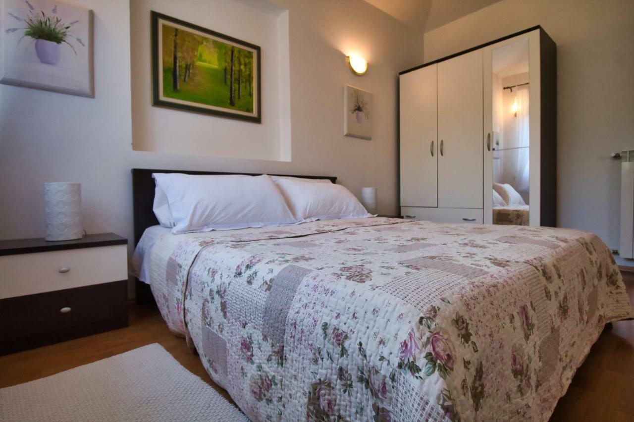 Apartments Si روفينج المظهر الخارجي الصورة